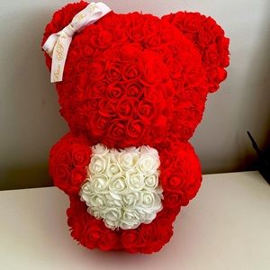Large flower bear with white heart